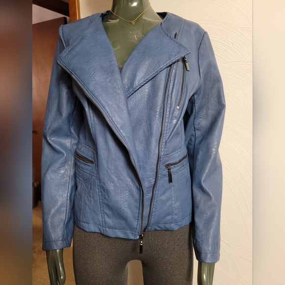 NWOT. Alfani heather blue faux leather bomber jacket. Size M. (509) - Picture 7 of 8